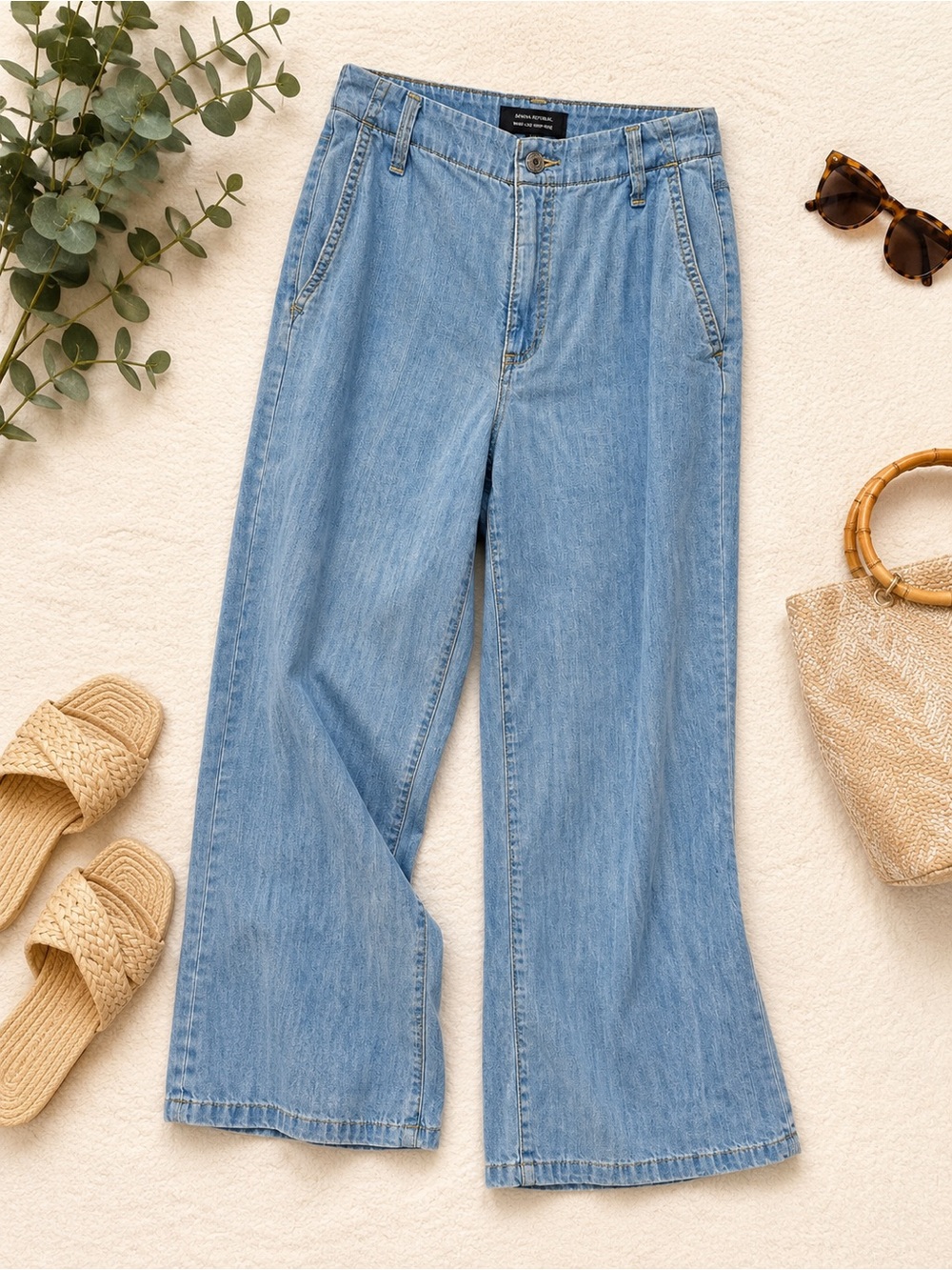 Banana Republic Wide-Leg High-Rise Chambray Jeans Petite 26/2